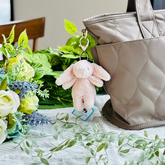 Bashful Bunny Blush Bag Charm02