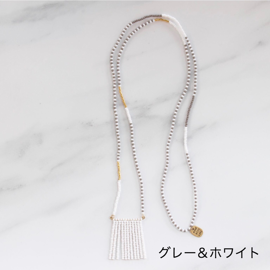 Porcupine Collection タッセルネックレス グレー&ホワイト