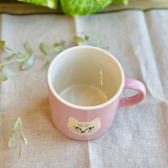 松尾ミユキ Embossed cat face mug ピンク04