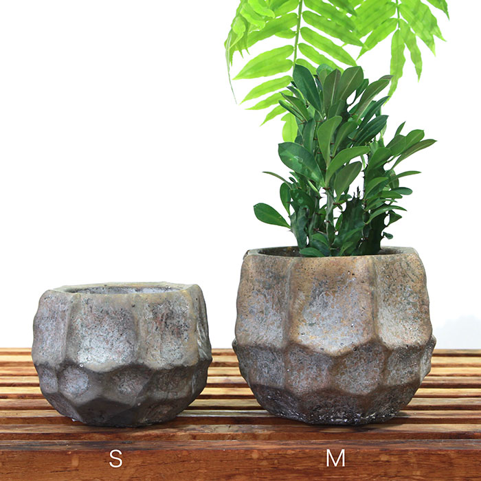 姫路市の雑貨店 Portus カフェも併設 todd 鉢カバー Sサイズ ゴールド セメント 鉢カバー 観葉植物 姫路市の雑貨店 Portus カフェも併設 todd 鉢カバー Sサイズ ゴールド セメント 鉢カバー 観葉植物